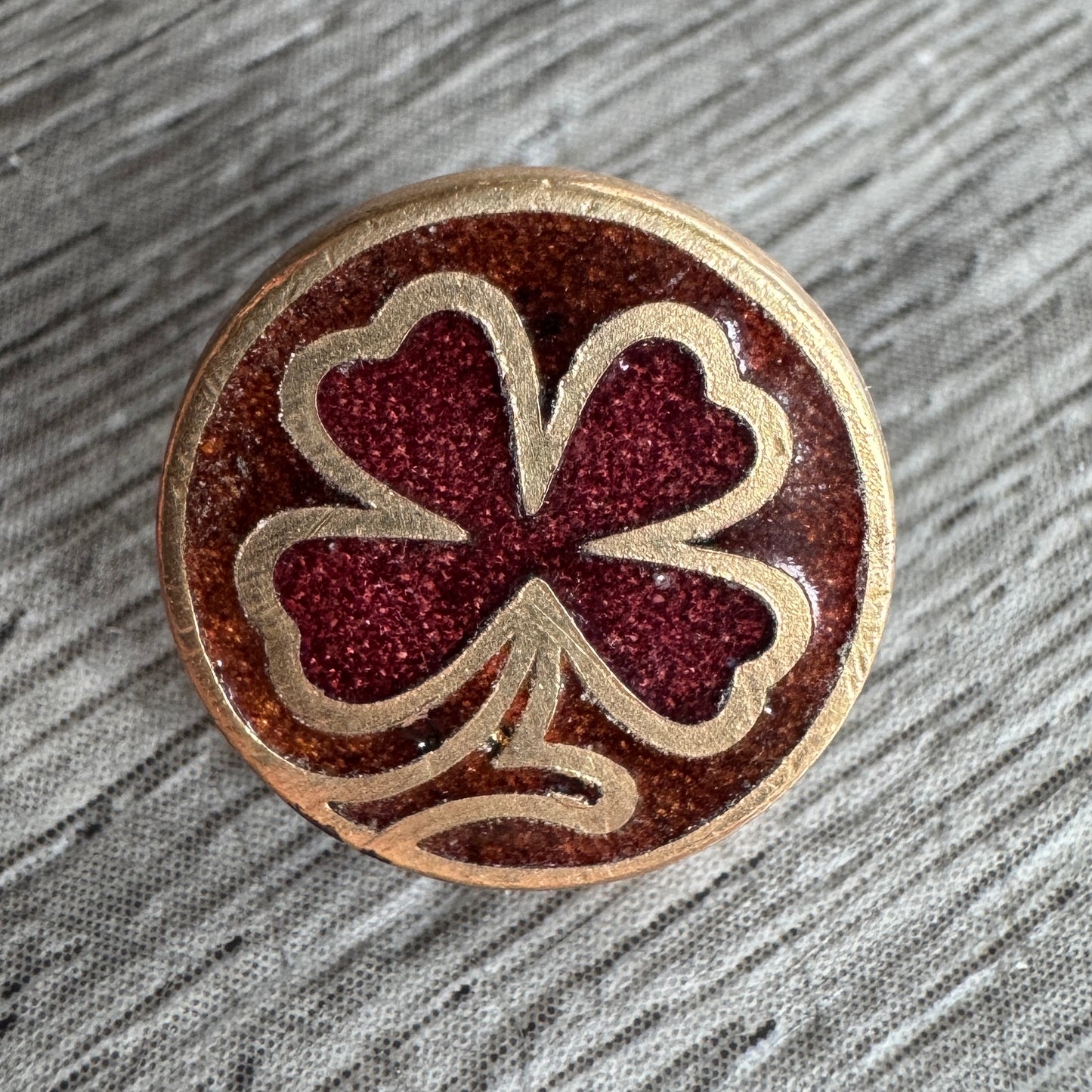 Bouton ancien « trèfle à 4 feuilles » - bronze emaillé