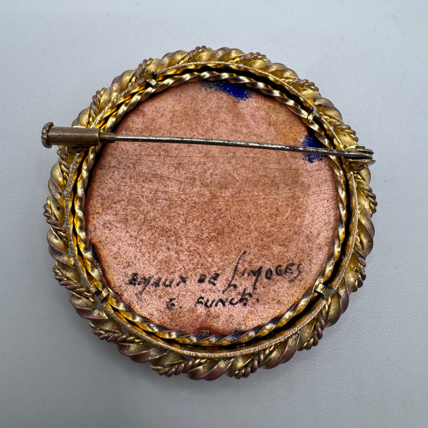 Broche ancienne émaux d’art « bouquet de fleurs »