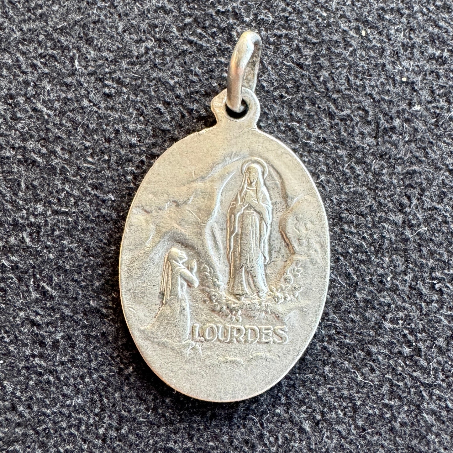 Médaille religieuse ancienne en argent « Sainte Vierge »