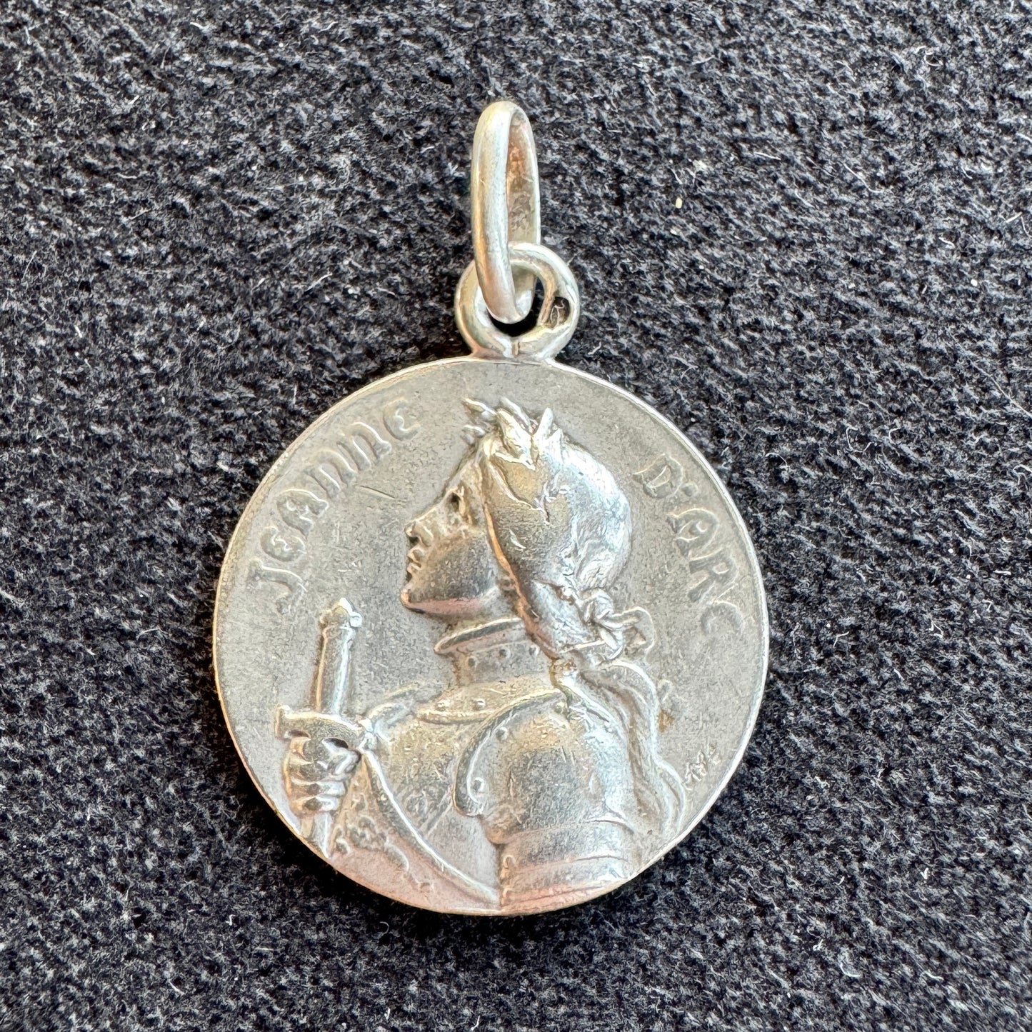 Médaille religieuse ancienne en argent « Jeanne D’Arc »
