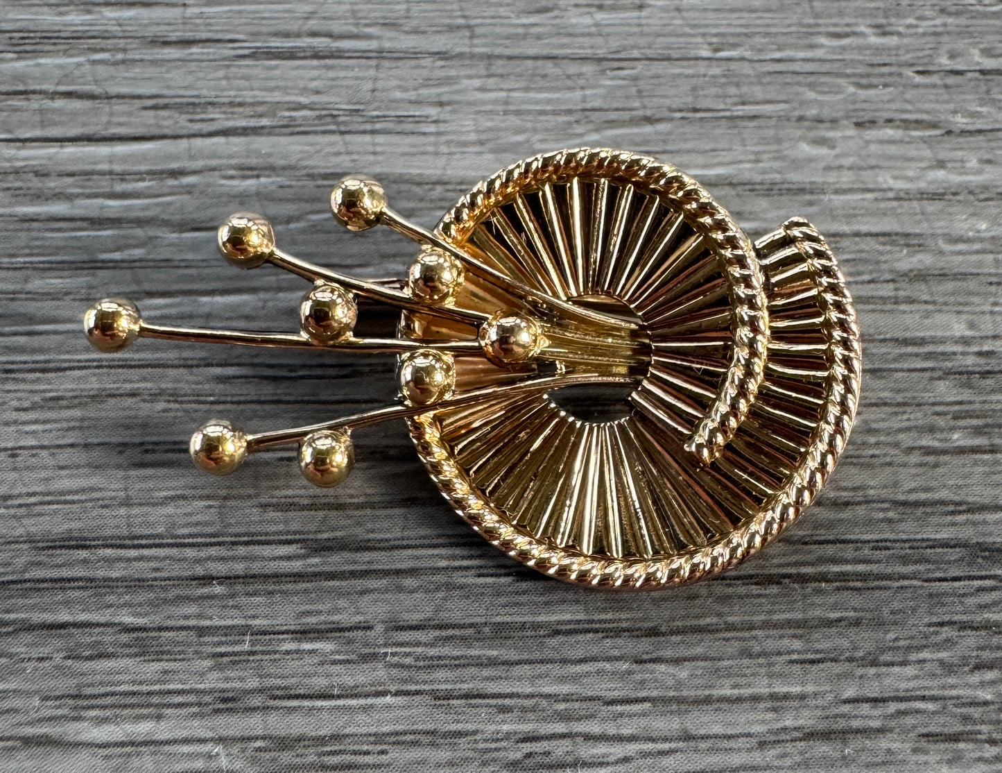 Broche ancienne Années 1950- Plaqué Or - Abstrait Moderniste
