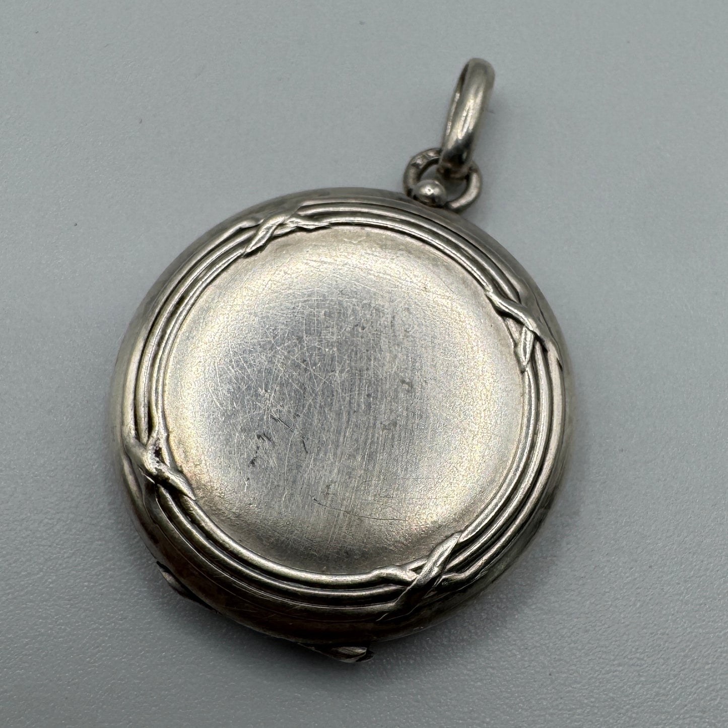 Pendentif ancien porte photo ou relique - Argent massif