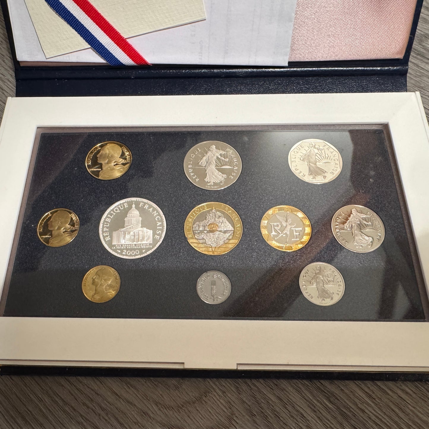 France Coffret BE 2000 Monnaie De Paris 1 Centime A 100 Francs