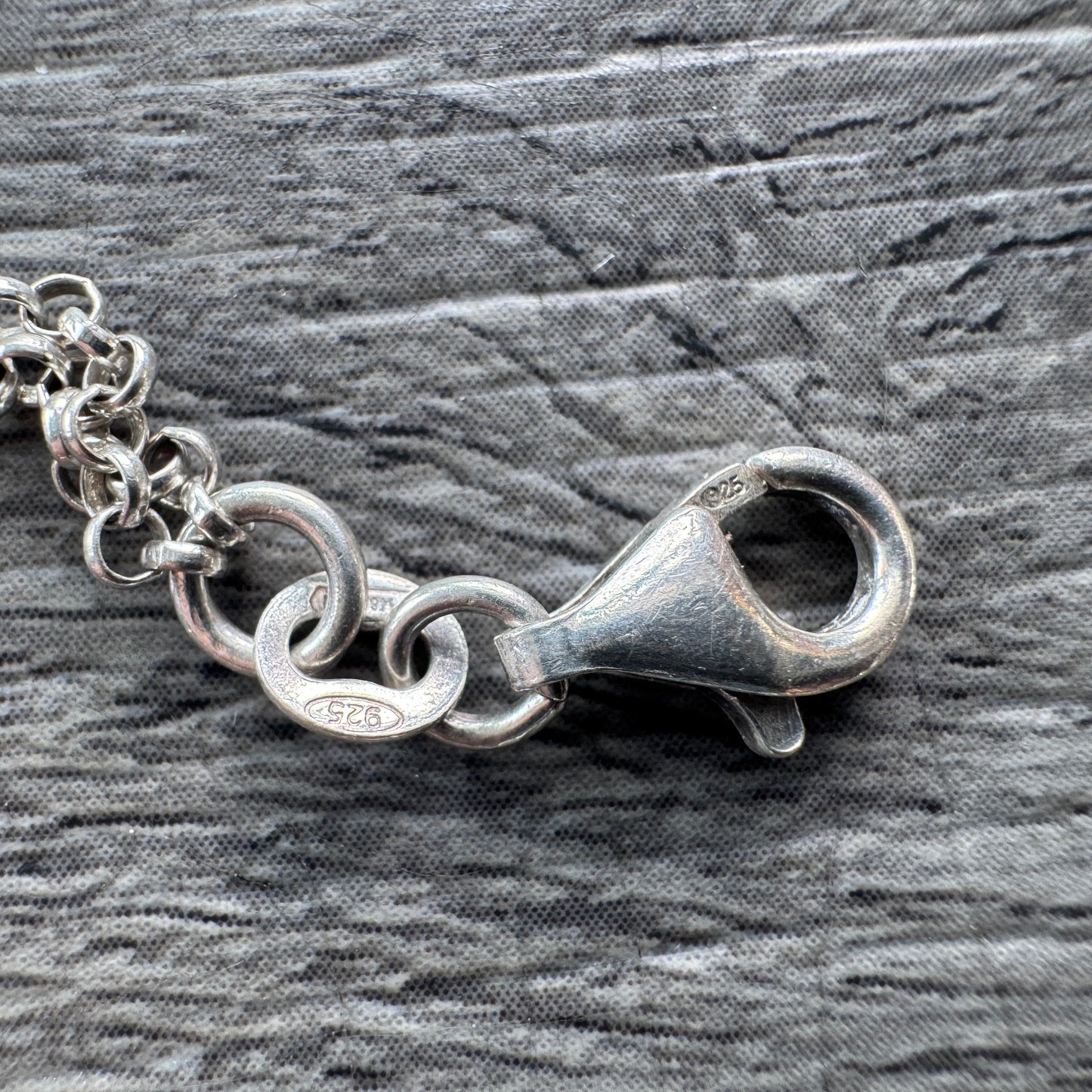 Bracelet moderne en argent massif « grain de café »