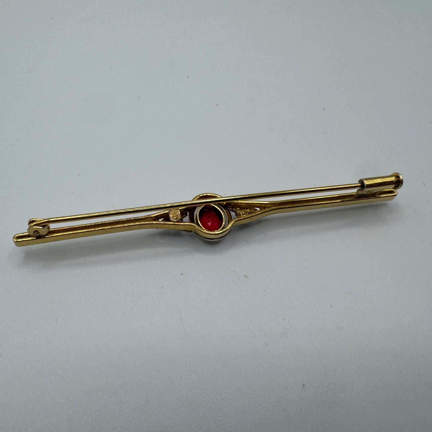 Broche ancienne en plaqué or ORIA»