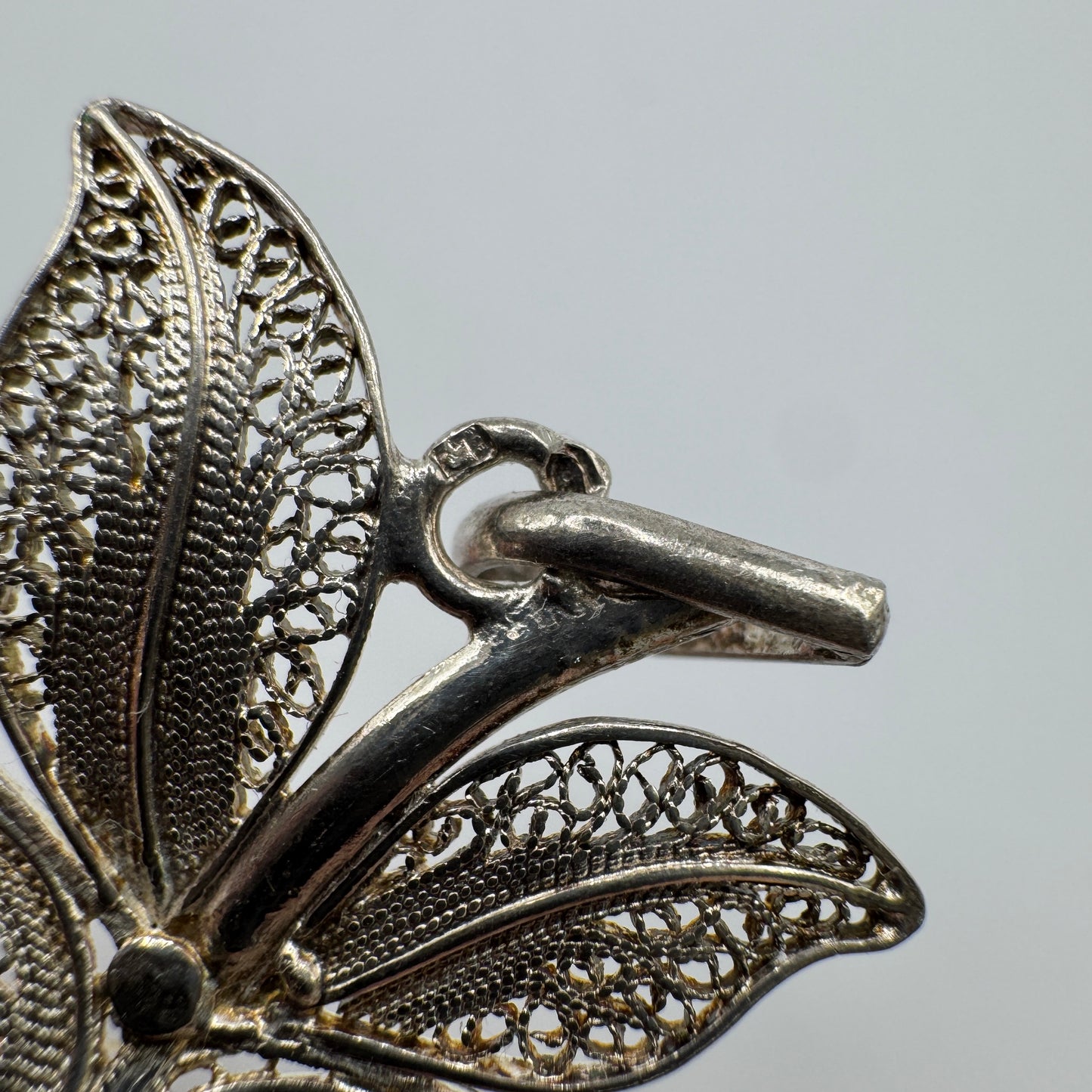 Superbe Pendentif ancien en argent filigrané - « pomme »