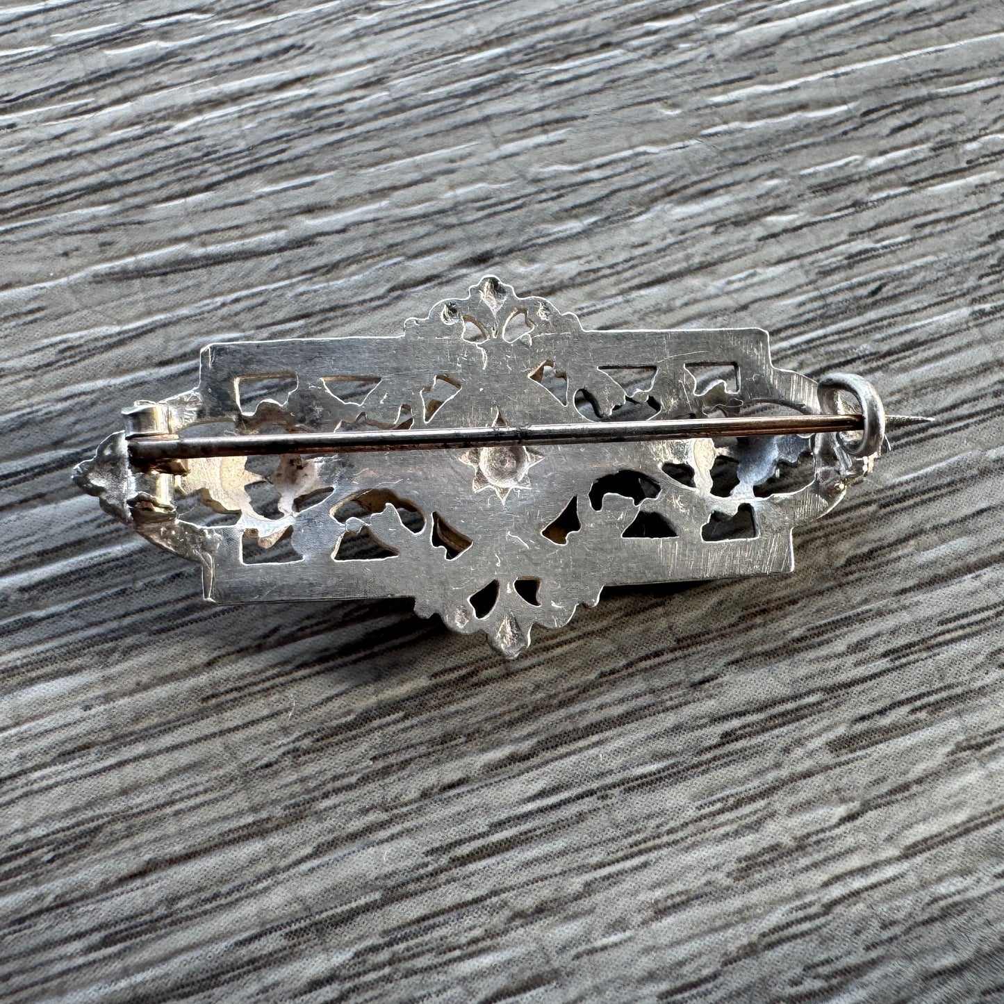 Broche ancienne décor d’oiseau - vers 1900