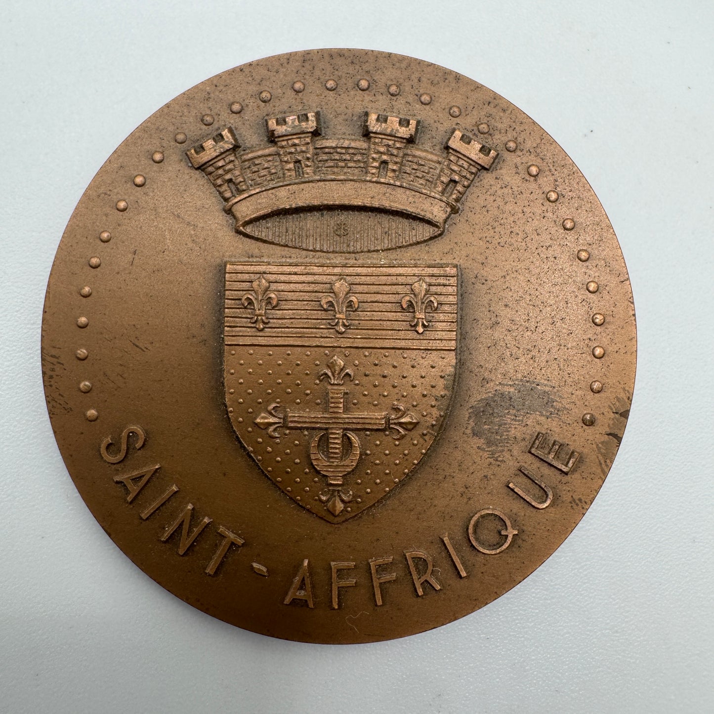 Medaille artistique ancienne en bronze « Notre Dame d’Afrique »