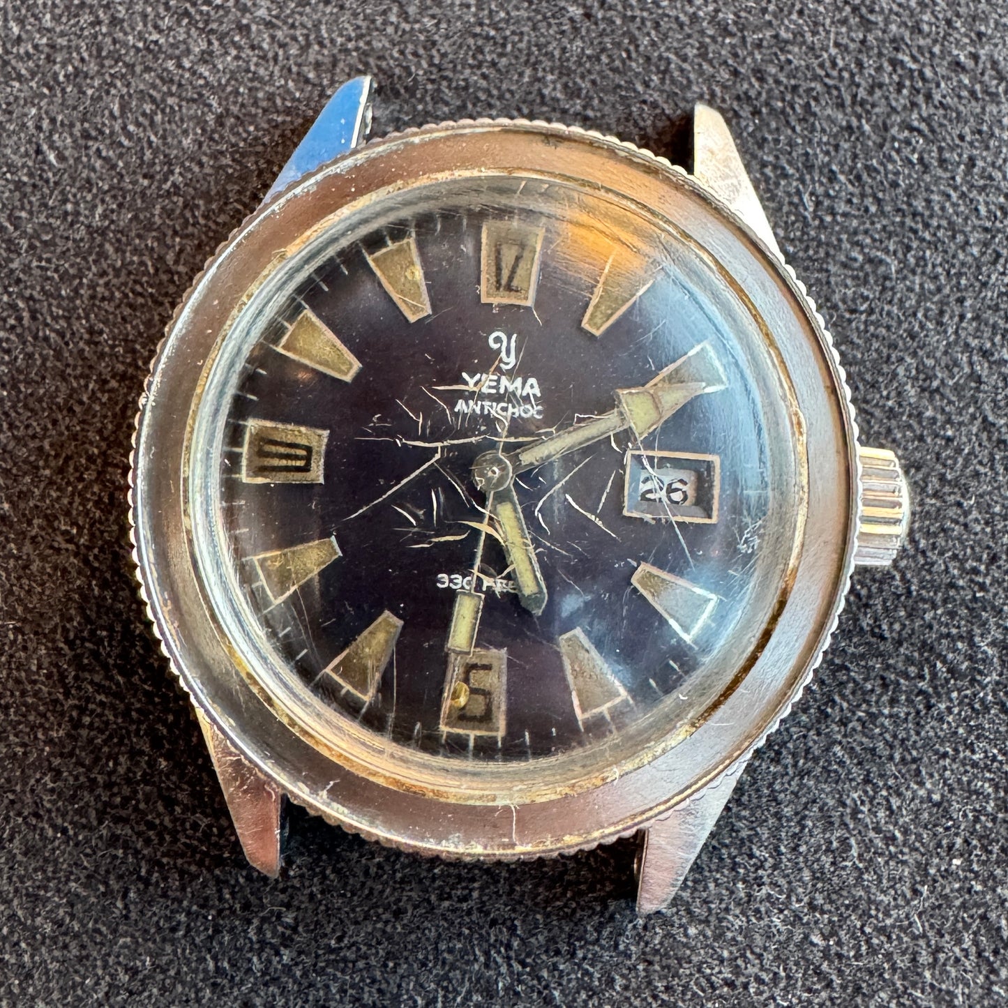 Montre bracelet mécanique ancienne de plongée YEMA - pour pièces