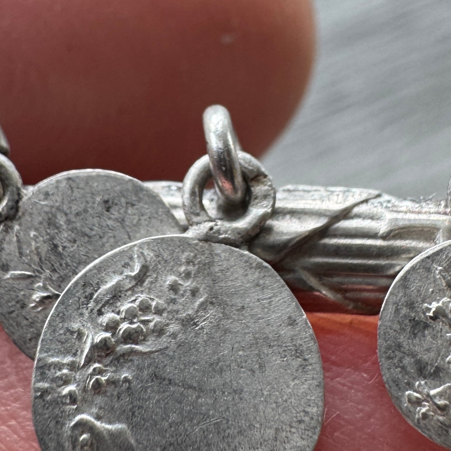 Broche ancienne en argent « bébé »