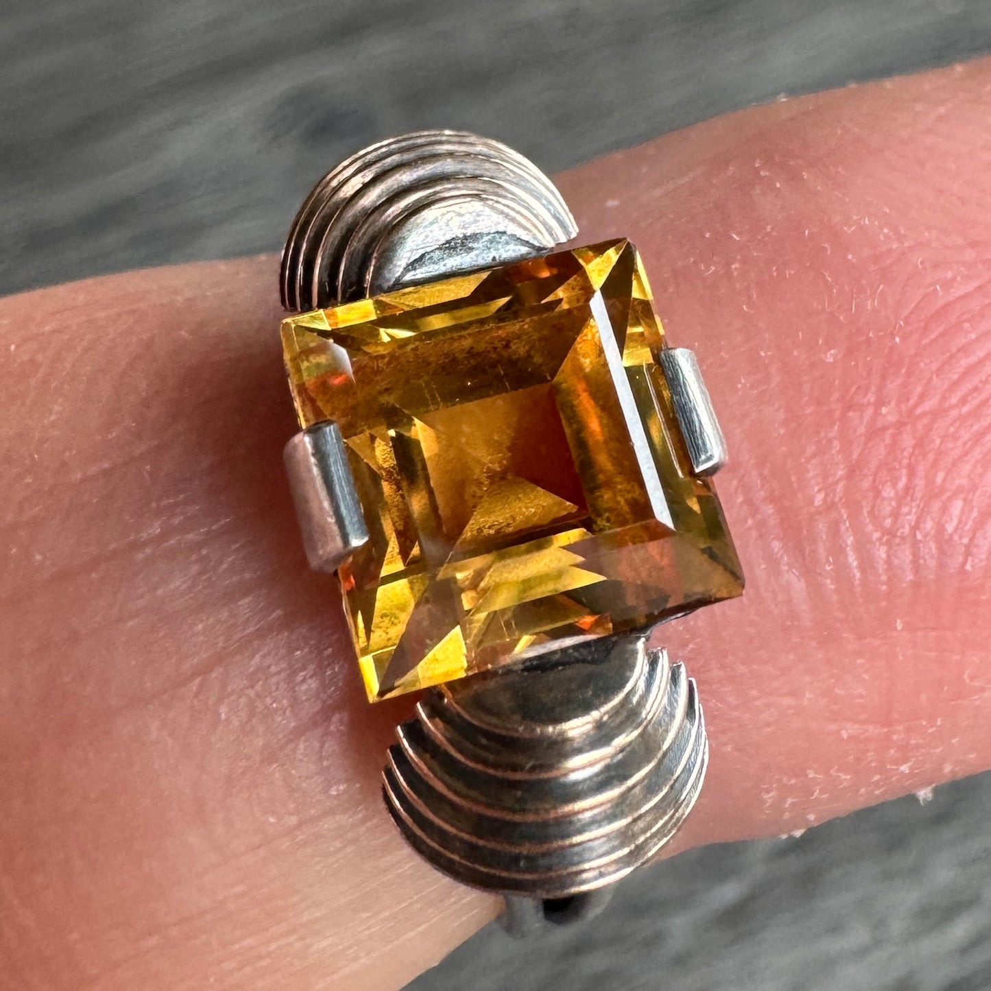 Bague Art Déco en argent et vermeil