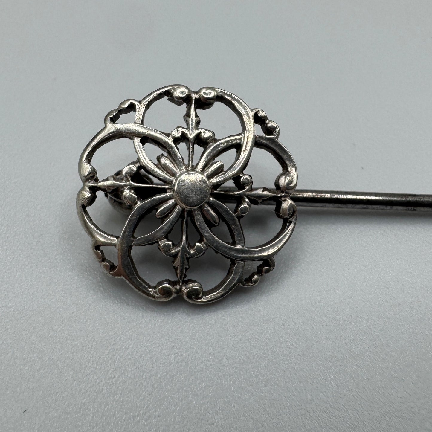 Épingle à cravate ancienne vers 1900 - argent massif et acier