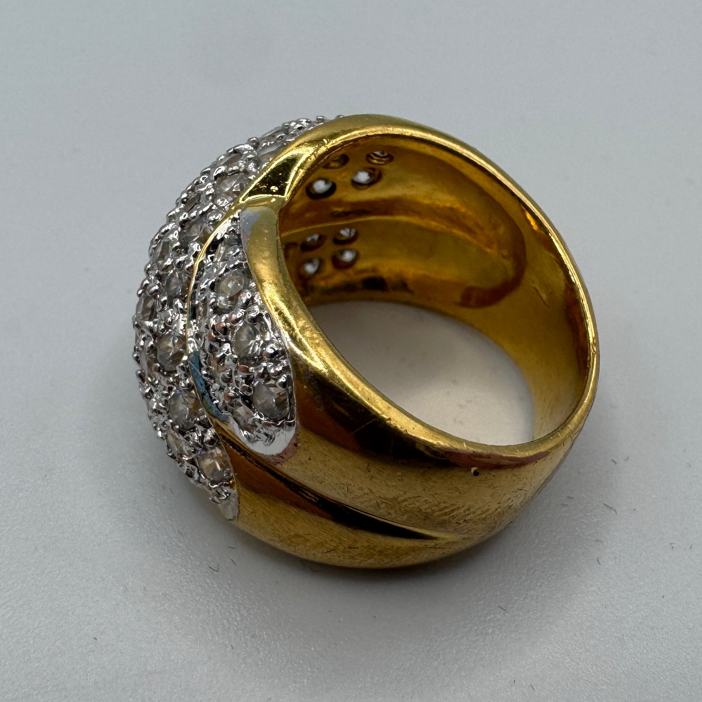 Bague en plaqué or et verroterie