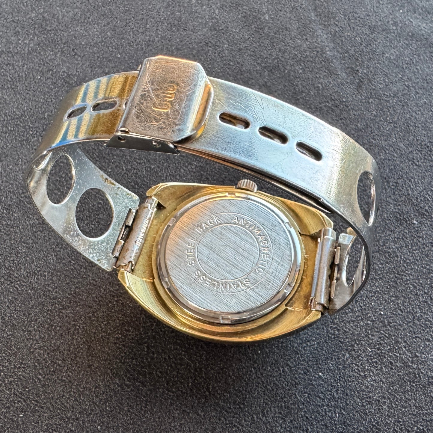 Montre bracelet mécanique ancienne JOPEL