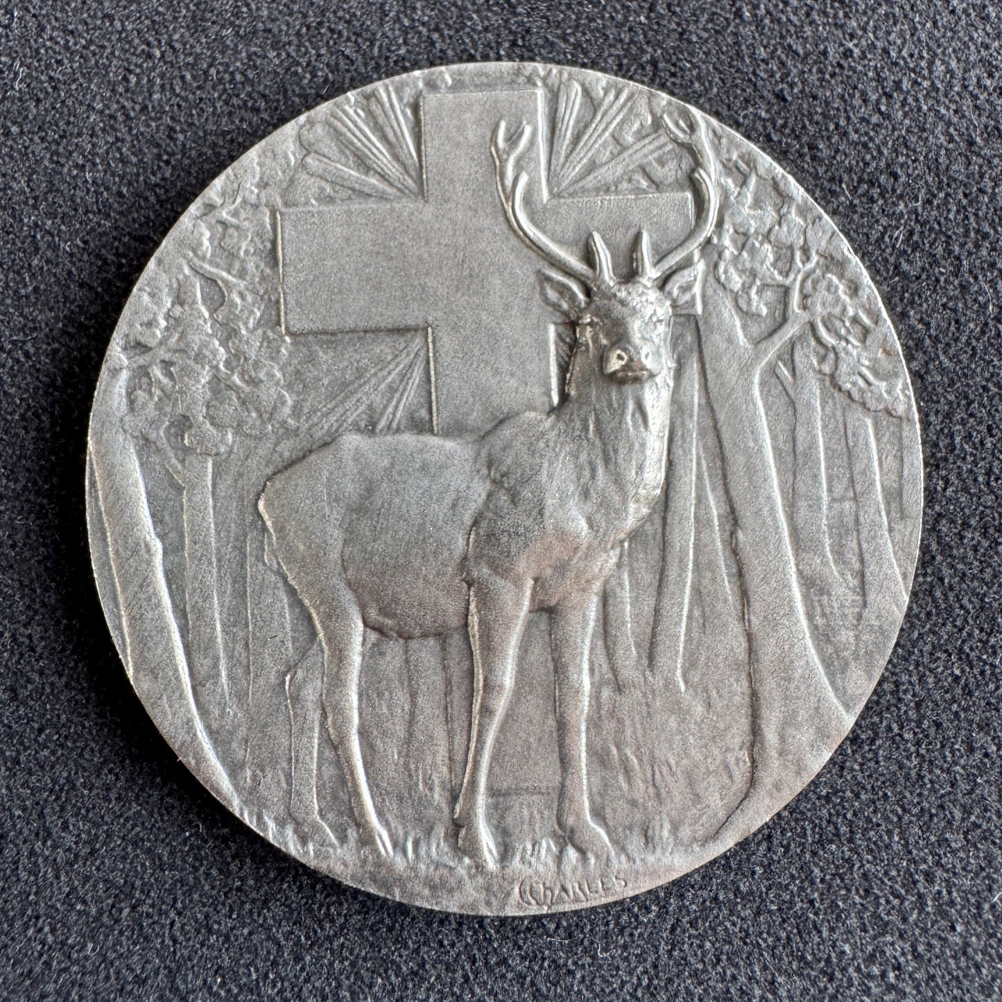 Medaille ancienne en bronze « société canine d’Anjou - Saint Hubert »