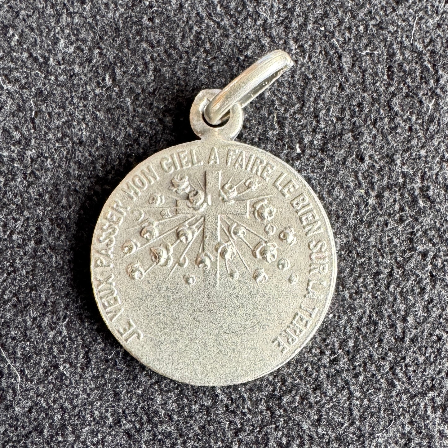 Médaille religieuse ancienne en argent « Sainte Thérèse »