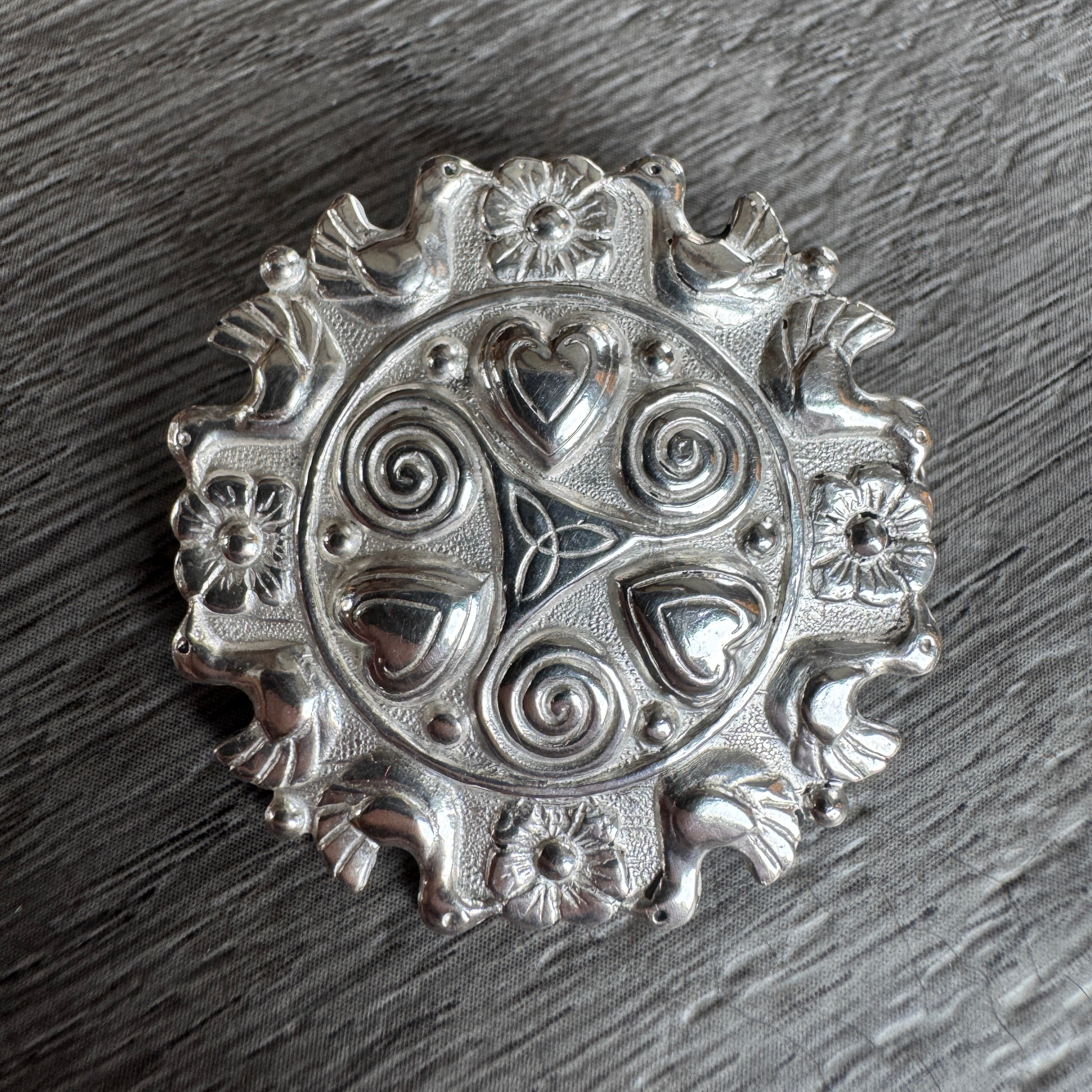Broche Ancienne En Argent KELT - Style Cachet De Cire Bretagne