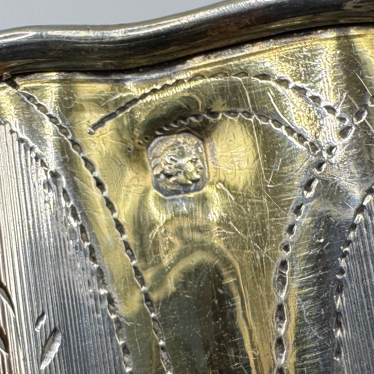 Rond de serviette ancien - argent massif et vermeil
