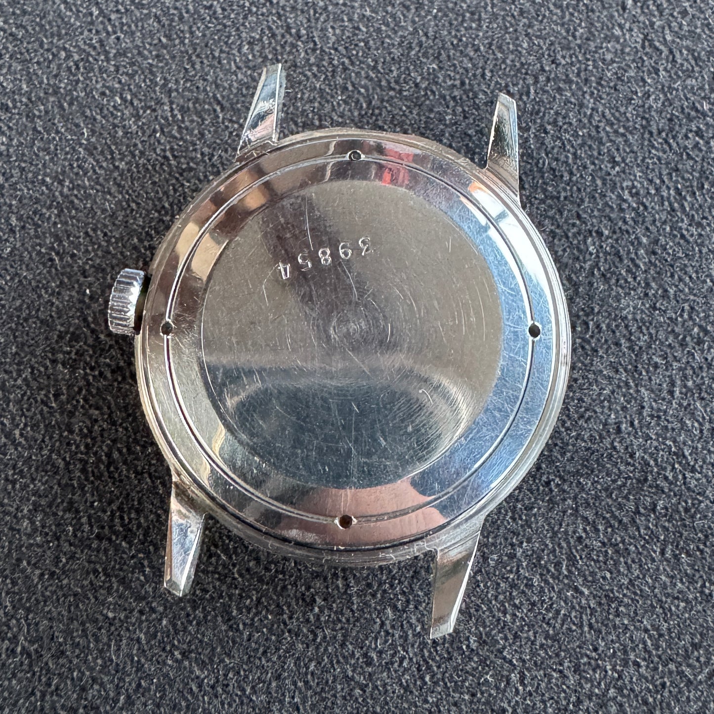 Montre vintage RERFA- 17 rubis, antichoc, avec date