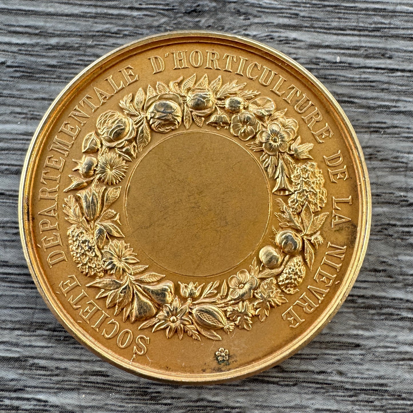 Medaille ancienne en argent vermeil « société d’horticulture de la Nièvre »