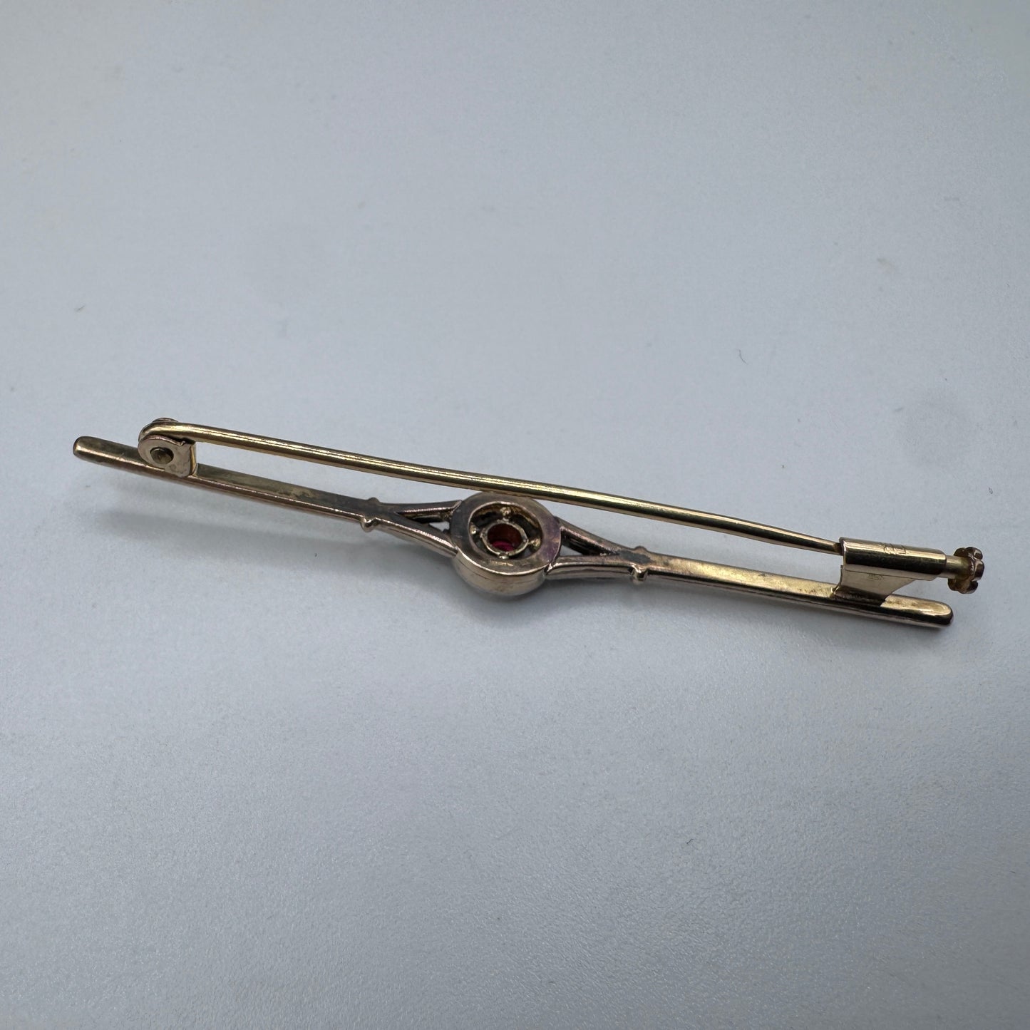 Broche ancienne - plaqué or FIX