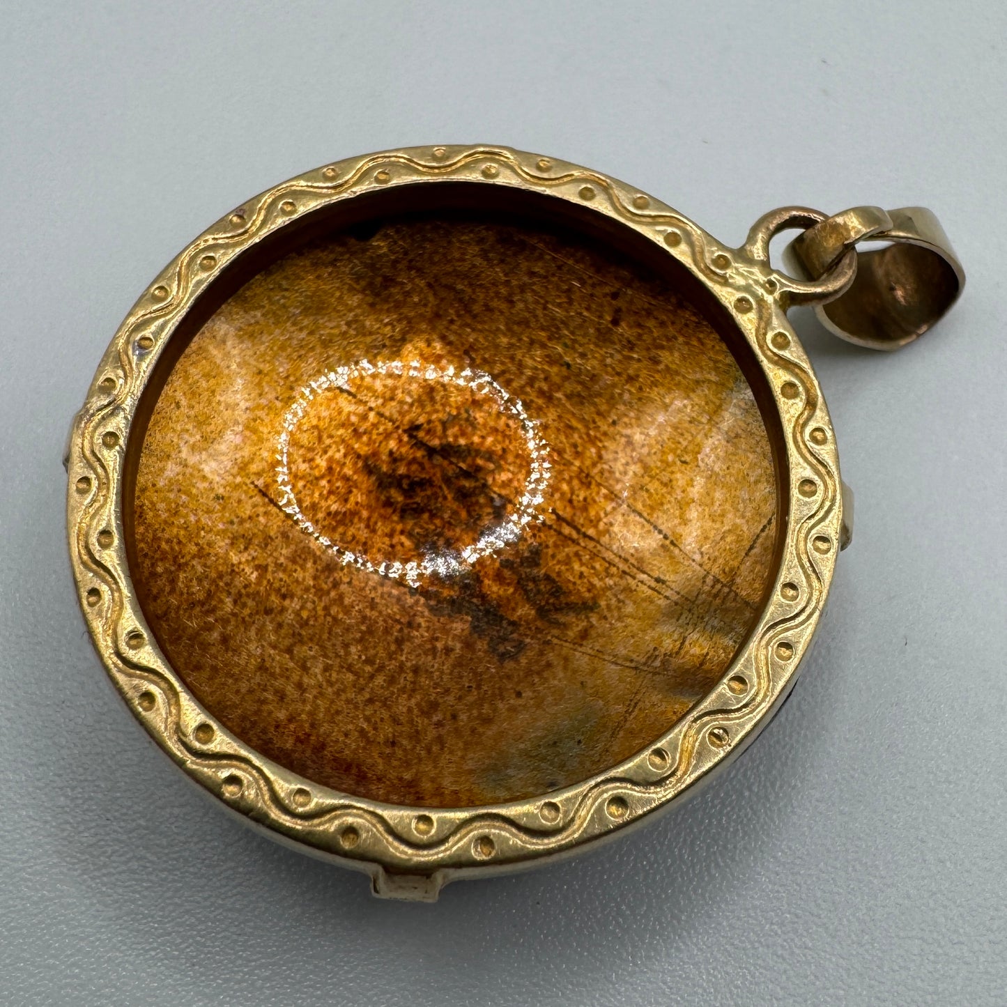 Superbe Pendentif en émaux sur cuivre - Limoges signé