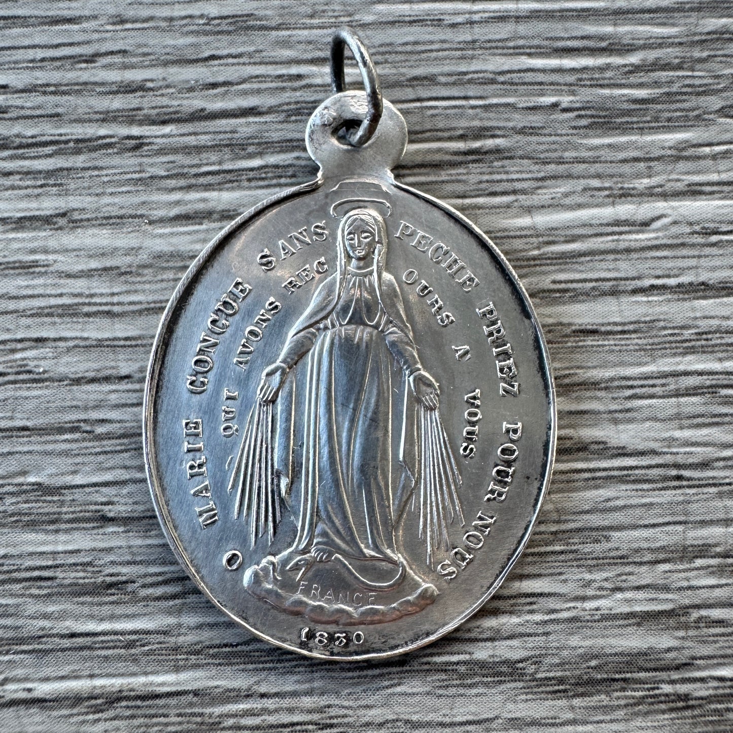 Médaille religieuse ancienne en argent « congrégation des enfants de Marie »