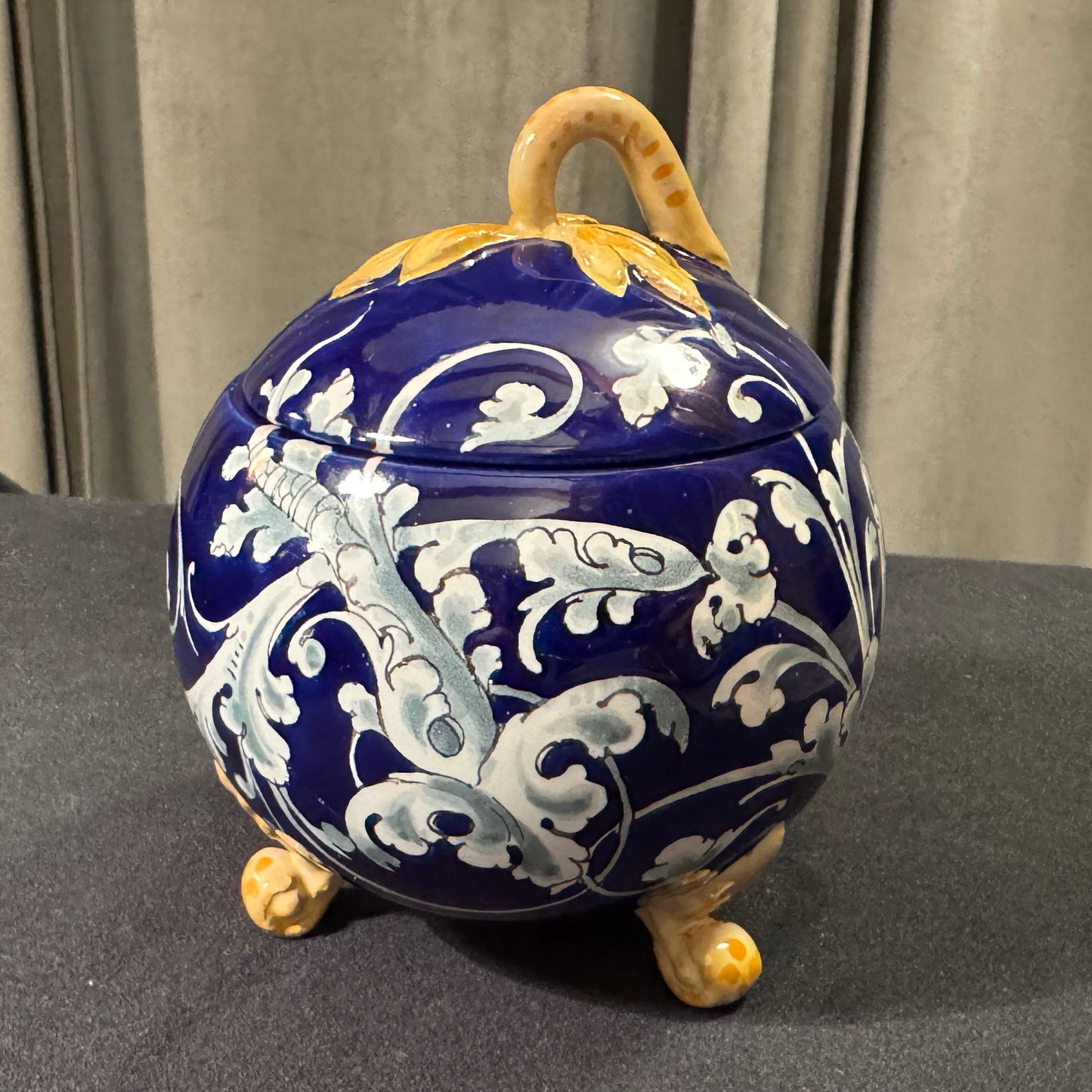 Boîte ancienne Ulysse Blois Balon - « salamandre François 1er »