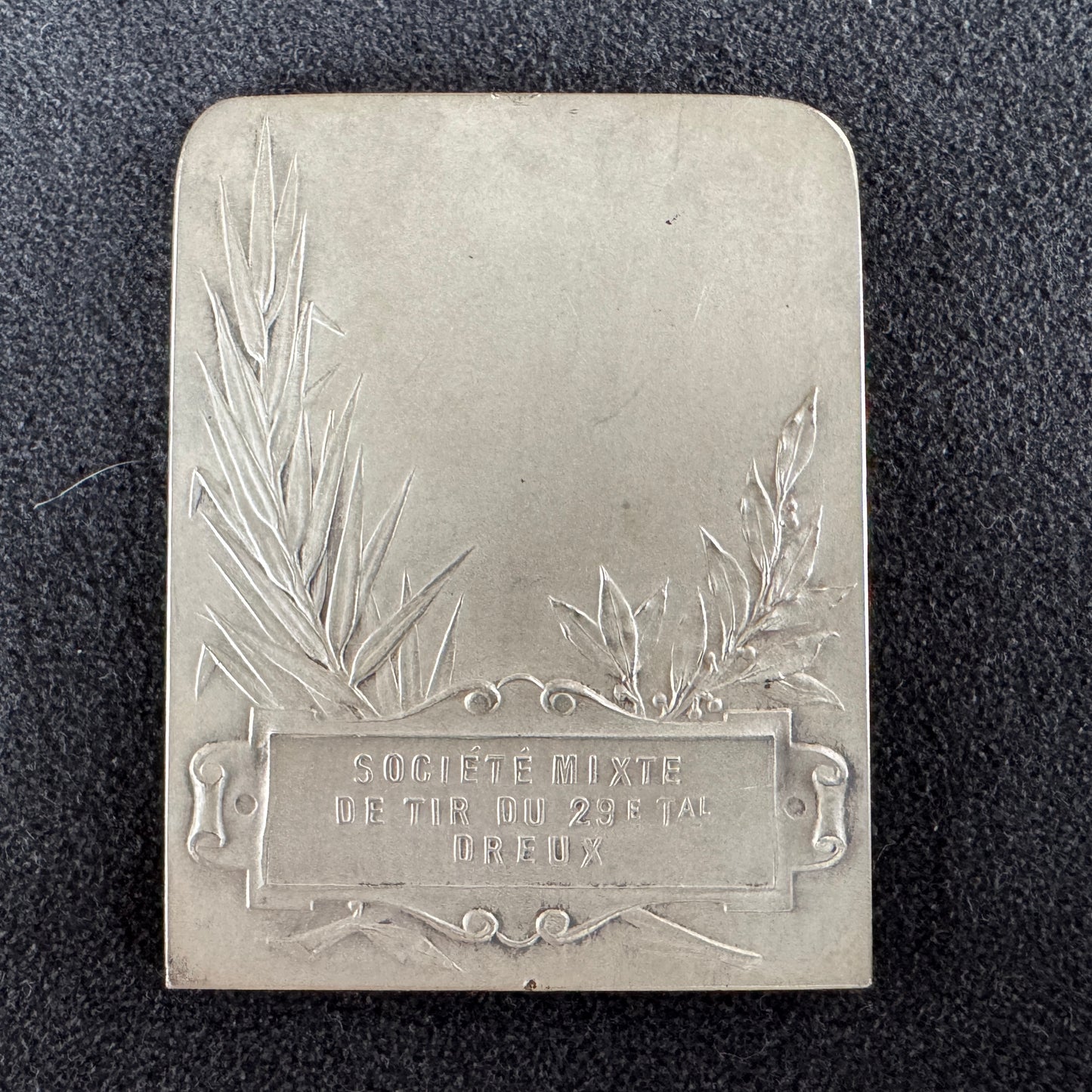 Plaque Médaille ancienne en bronze argenté « société de tir de Dreux » par Dubois