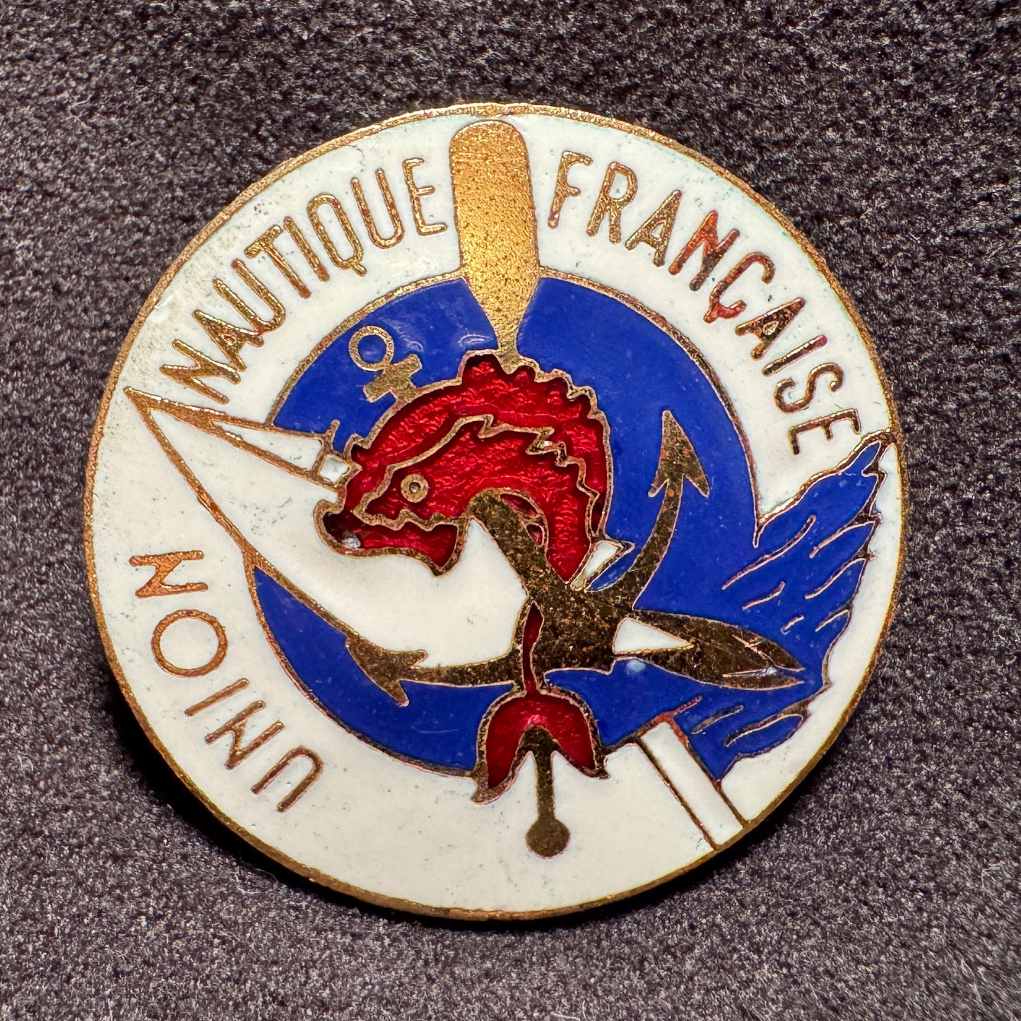 Insigne ancien en bronze émaillé - "UNION NAUTIQUE FRANÇAISE"