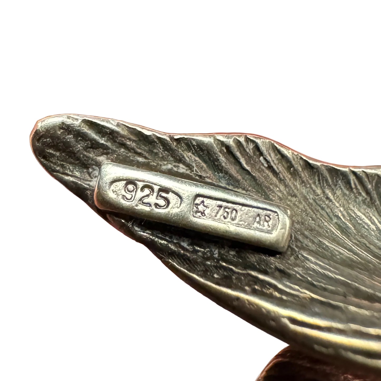 Sculpture en argent « poissons décor corallien » Signée M