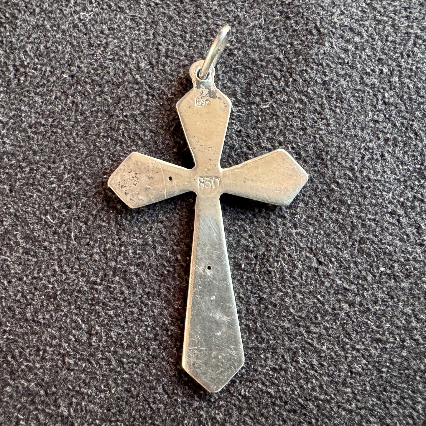 Pendentif croix en argent et marcassites
