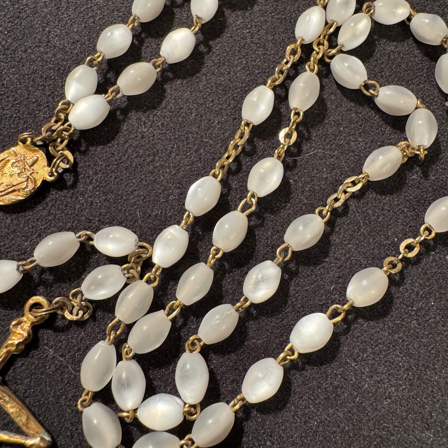 Chapelet ancien en bronze et plastique