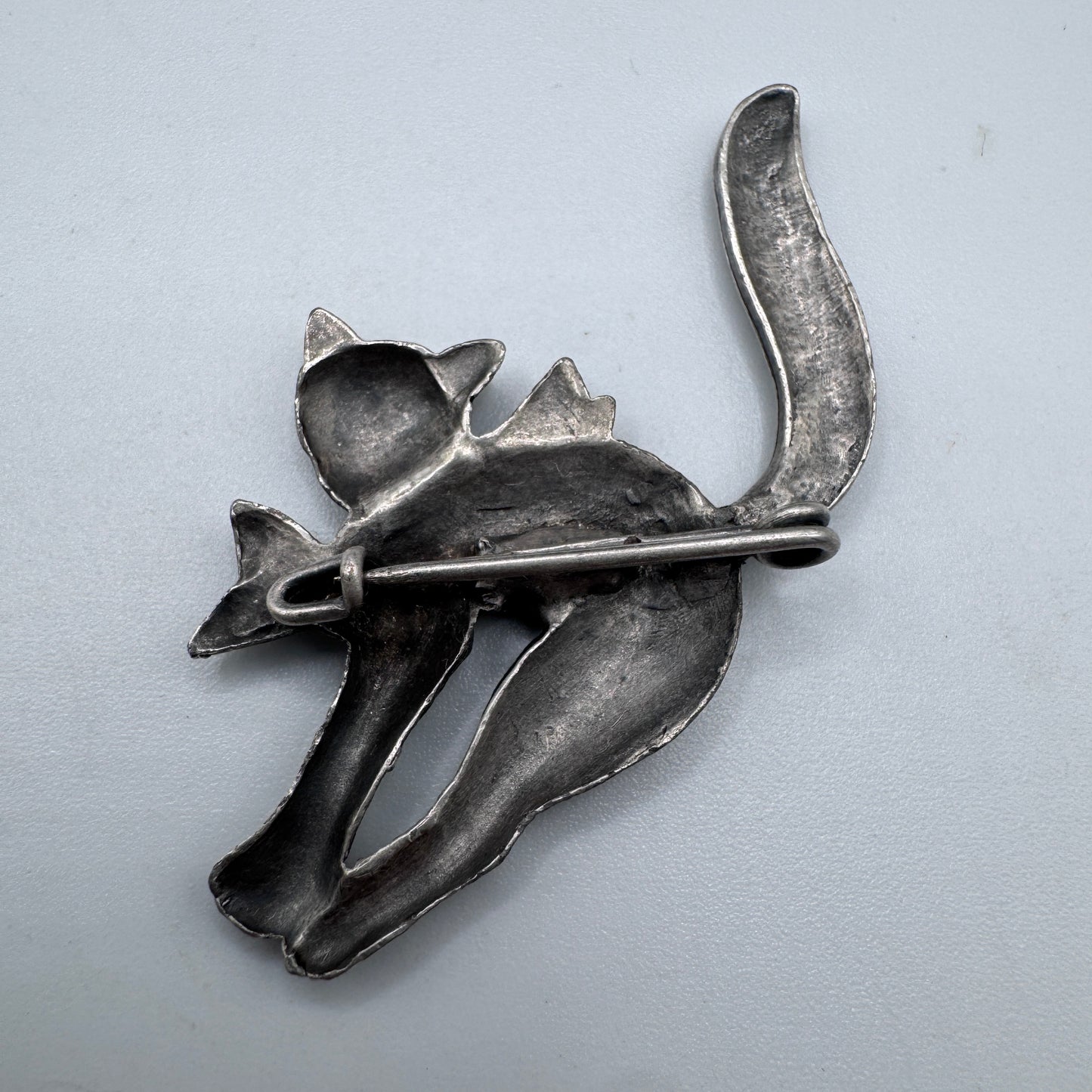 Broche ancienne « chat » - métal argenté