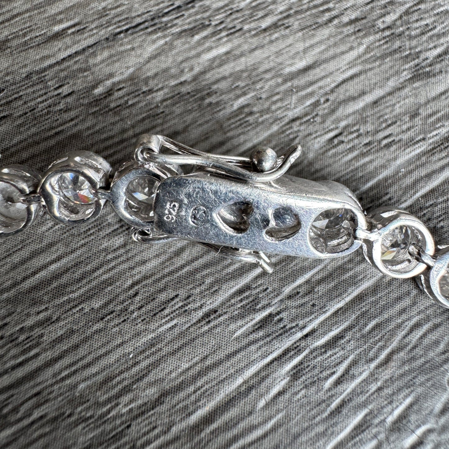Bracelet en argent 925 et brillants