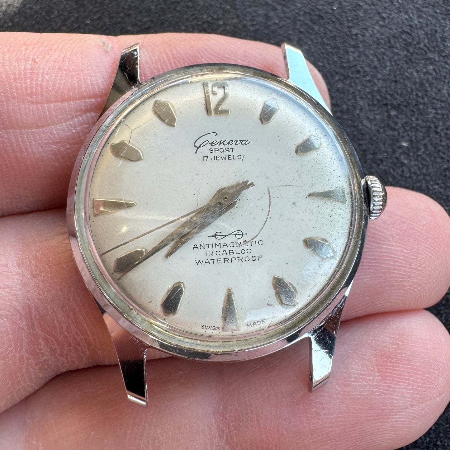 Montre bracelet mécanique ancienne GENEVA SPORT