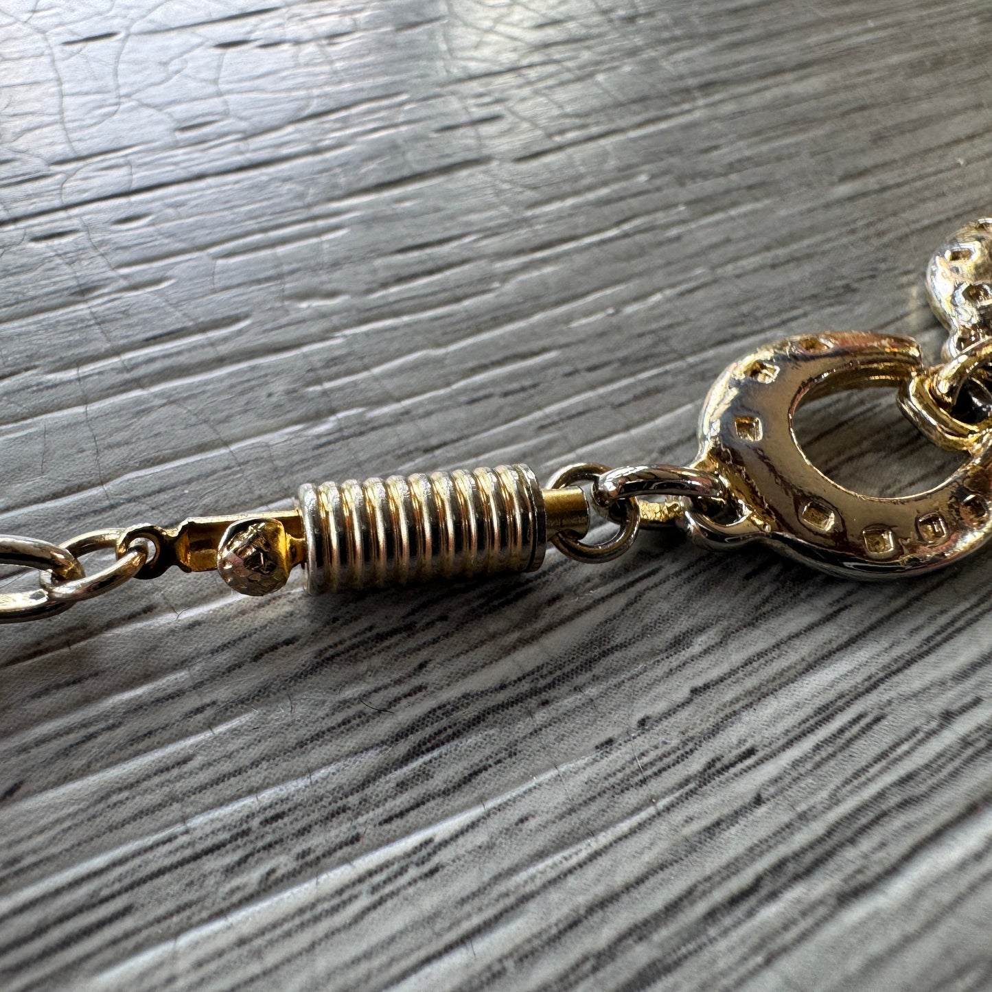 Collier vintage « fer à cheval » - métal doré