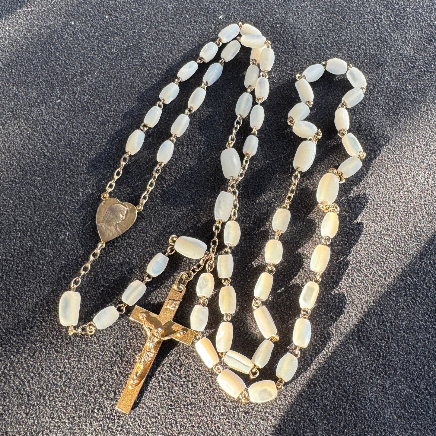 Chapelet ancien en argent vermeil et perles de nacre