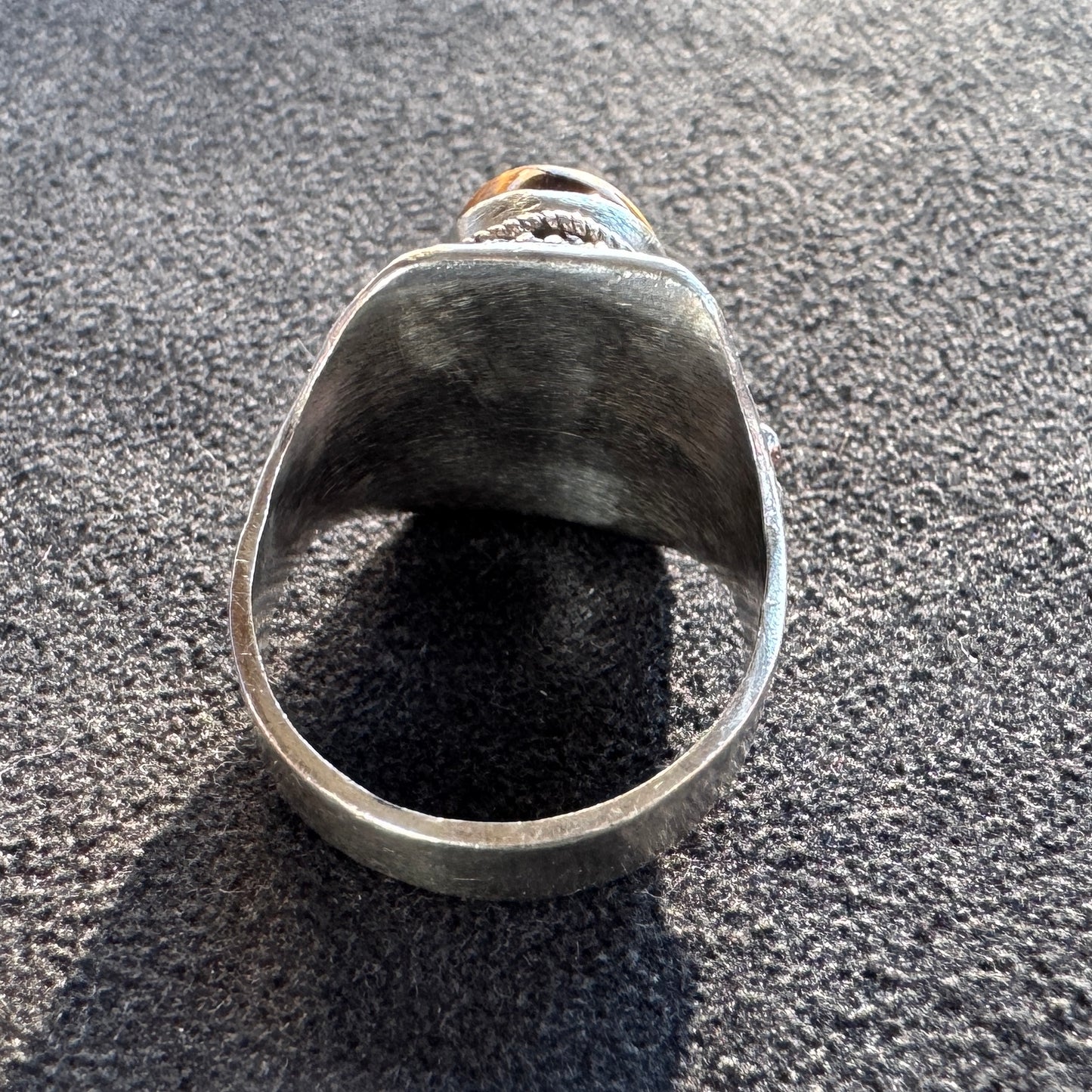 Bague en argent et pierre oeil de tigre
