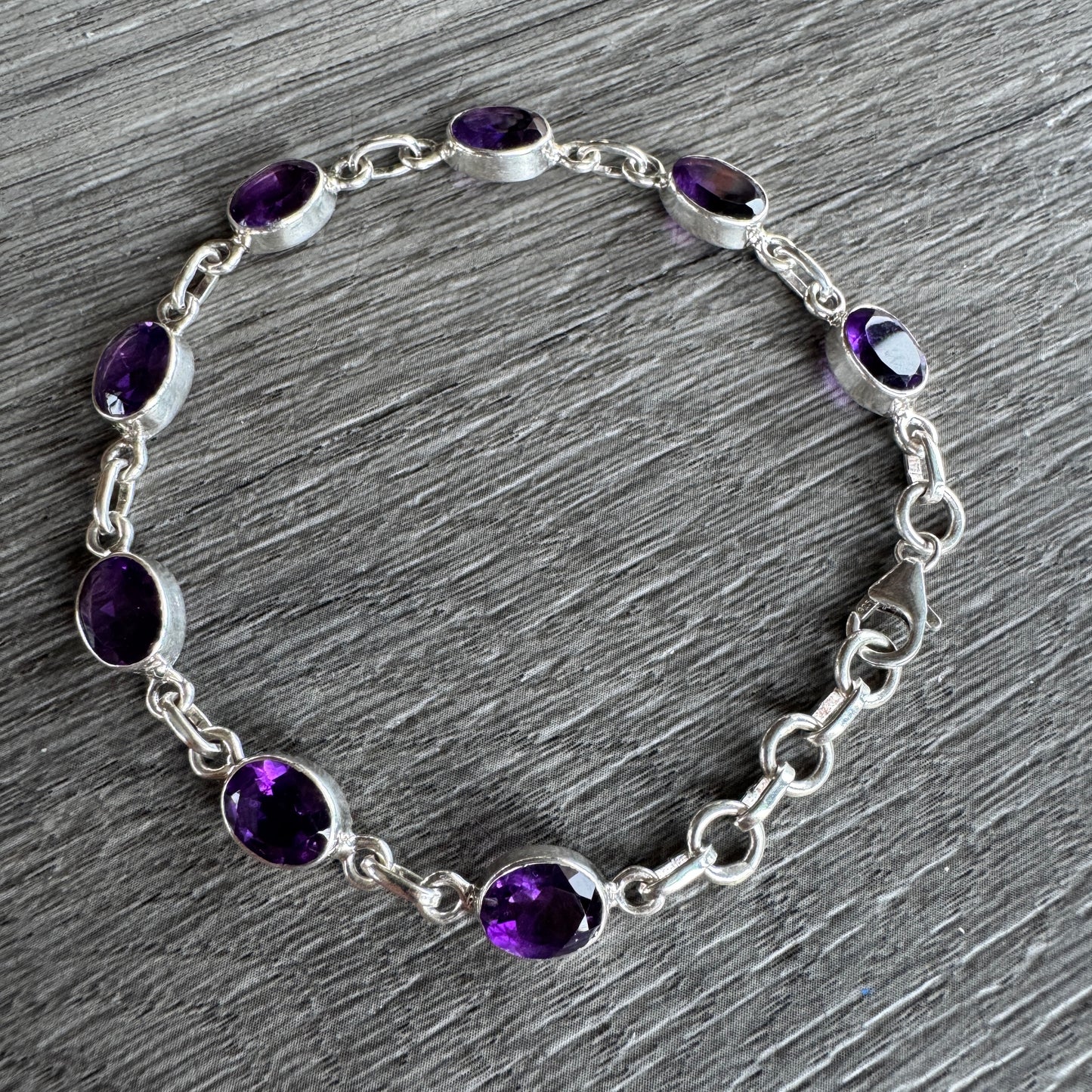 Bracelet en argent 925 et pierres taillées