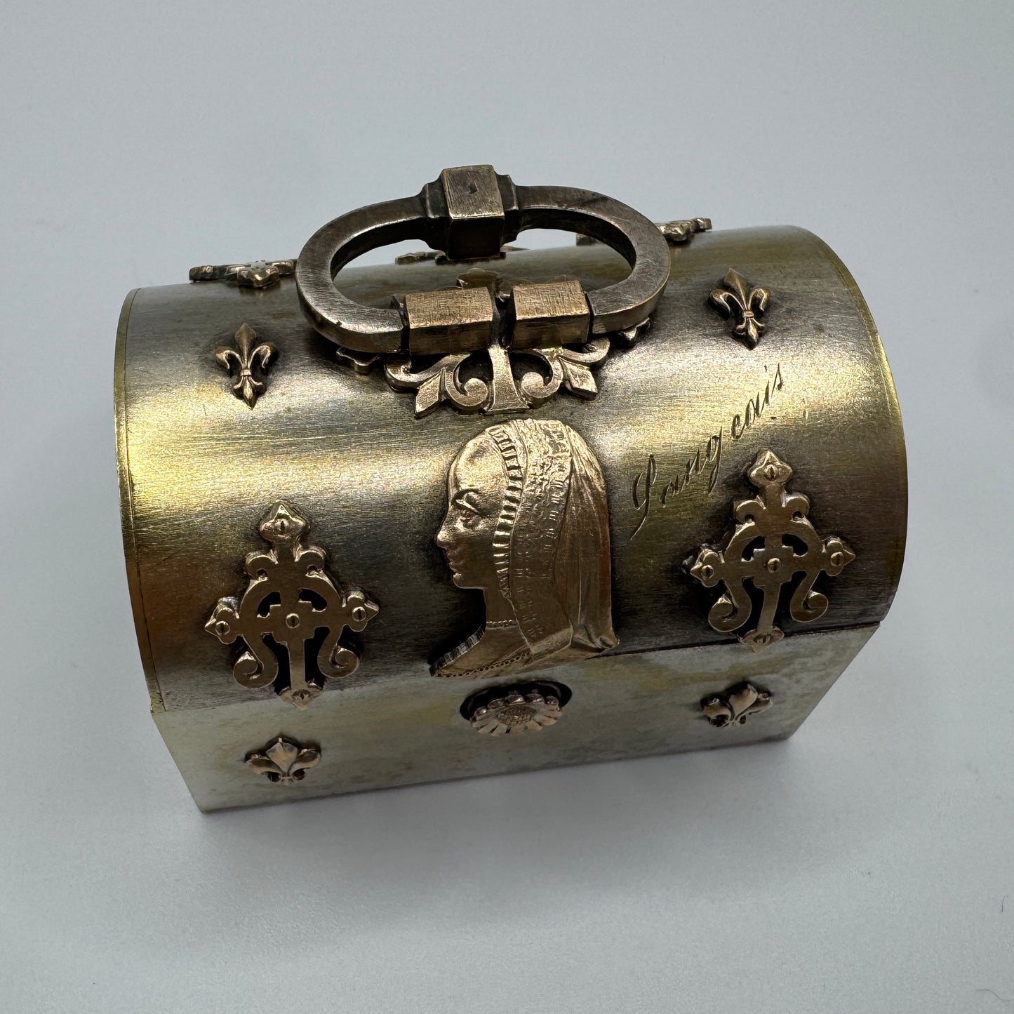 Rare boîte Ancienne coffre « Anne de Bretagne » - métal argenté