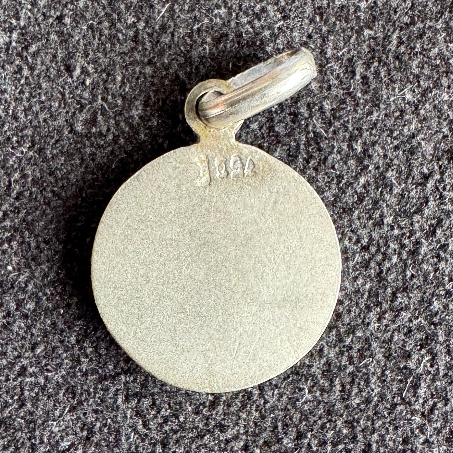 Médaille religieuse ancienne en argent « Sainte Thérèse »