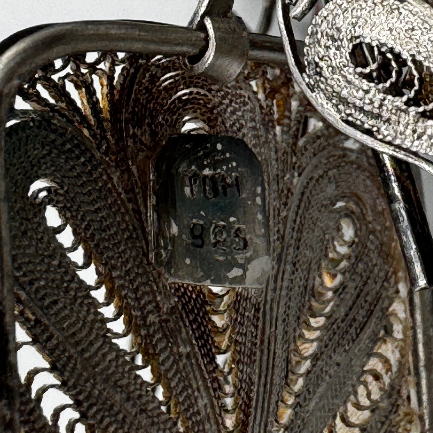 Sculpture en argent filigrané souvenir d’Indochine « pousse-pousse »