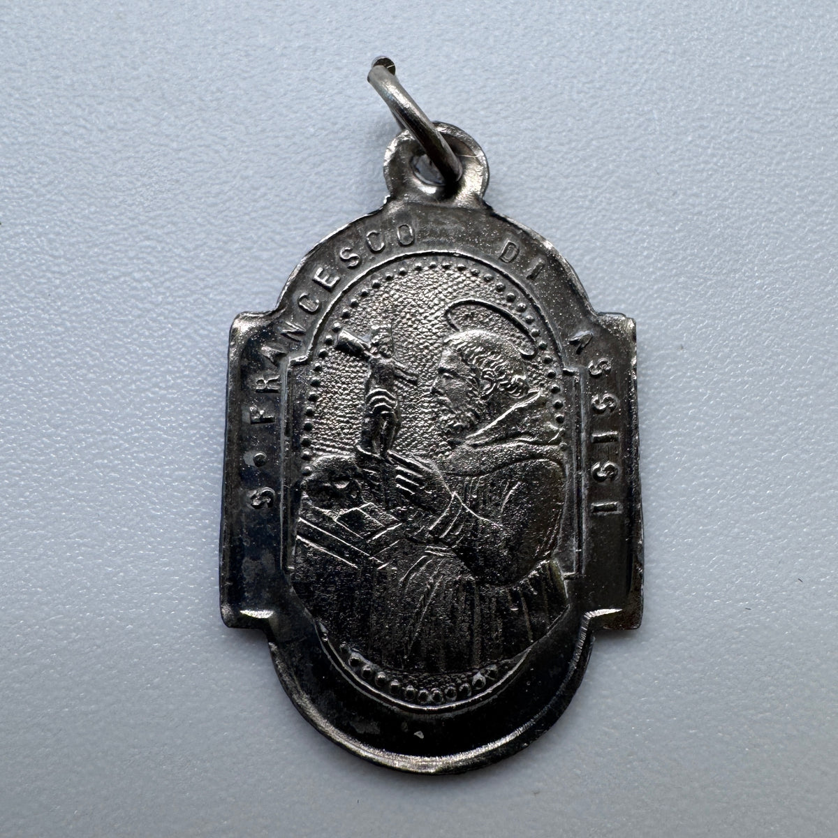 Medaille religieuse ancienne « Sainte Antoine »