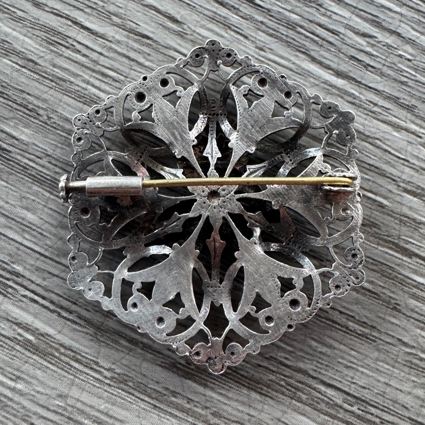 Broche ancienne « salamandre François 1er » - métal argenté