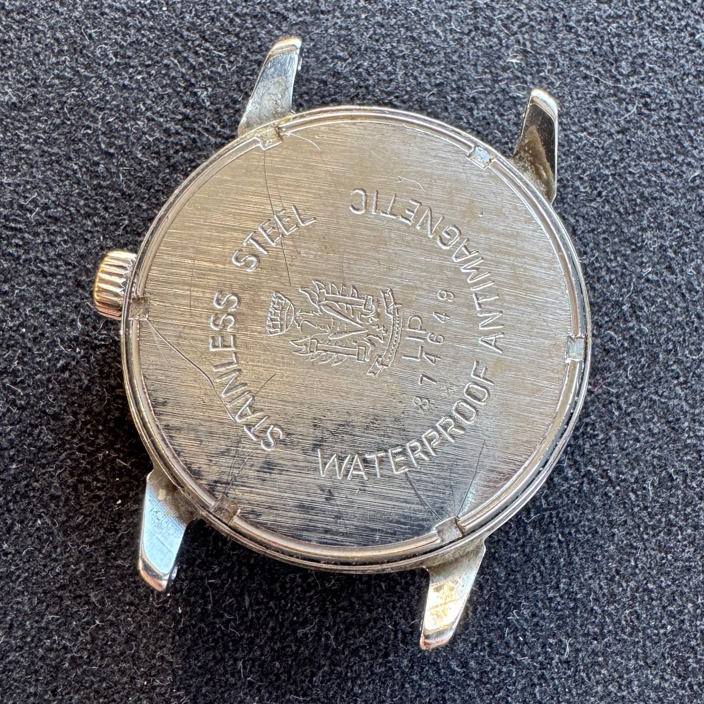 Montre bracelet mécanique ancienne LIP