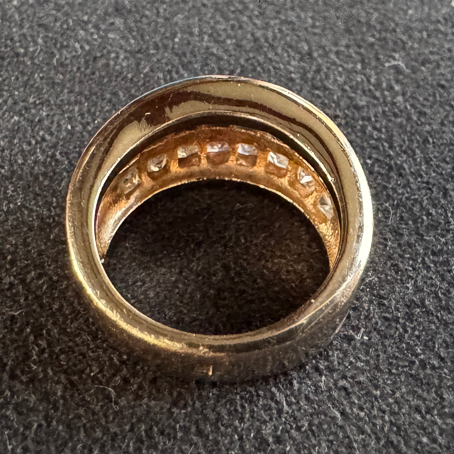 Bague en plaqué or et verroterie