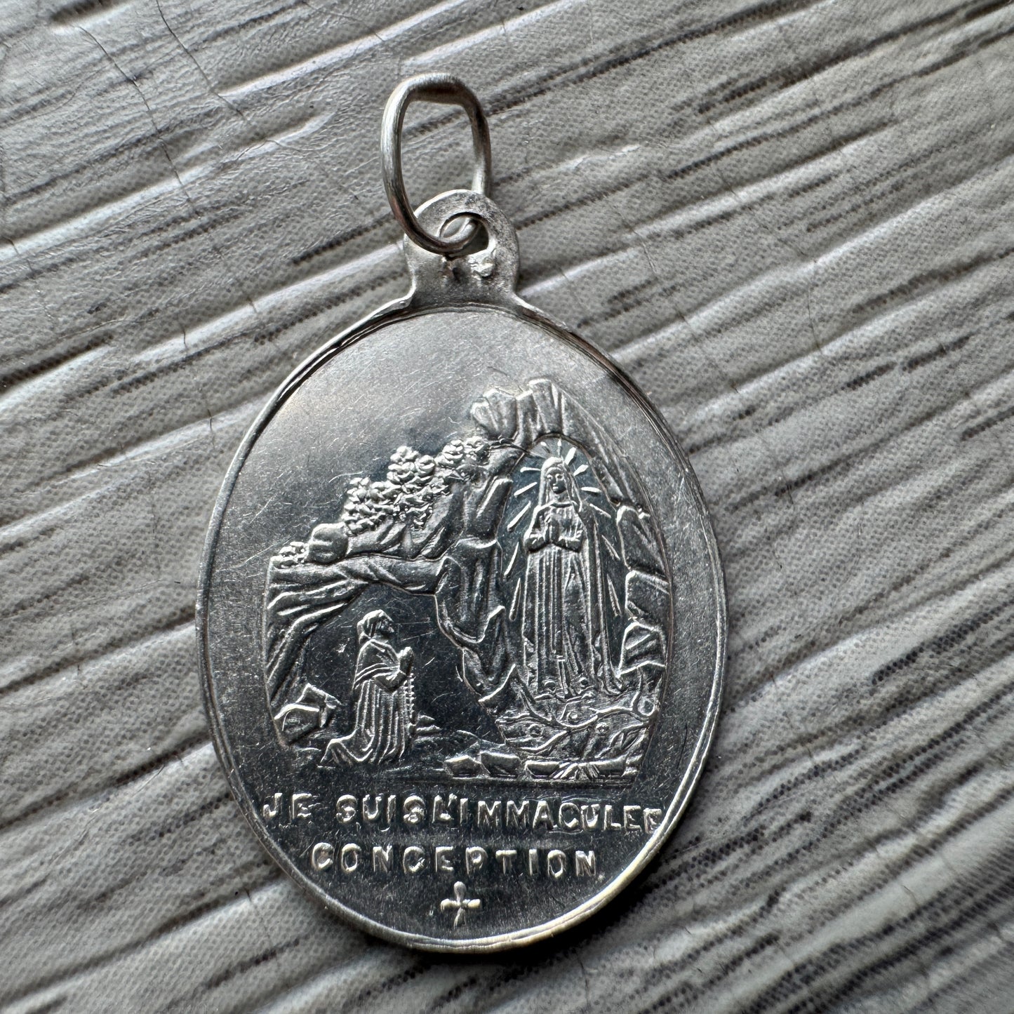 Médaille religieuse ancienne en argent - Sanctuaire de Notre Dame du Rosaire