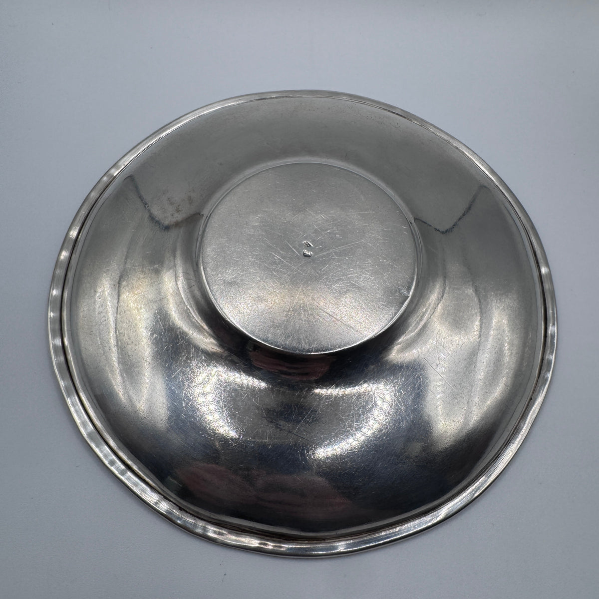 Tasse à chocolat Art Nouveau décor au gui - argent massif