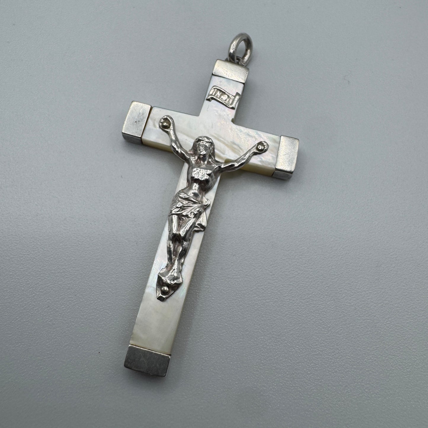 Croix crucifix ancien - argent et nacre